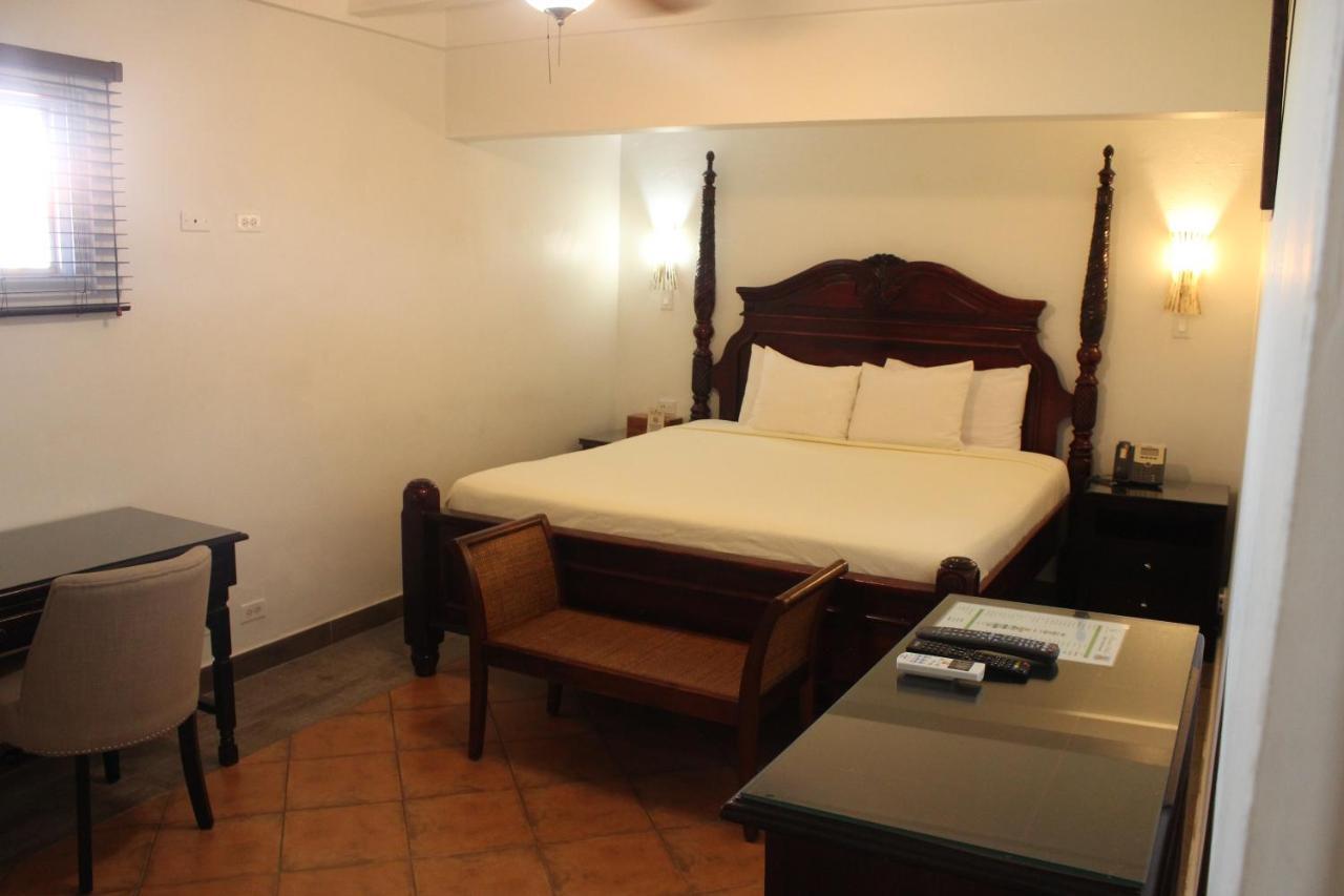 Altamont West Hotel Montego Bay Exterior foto