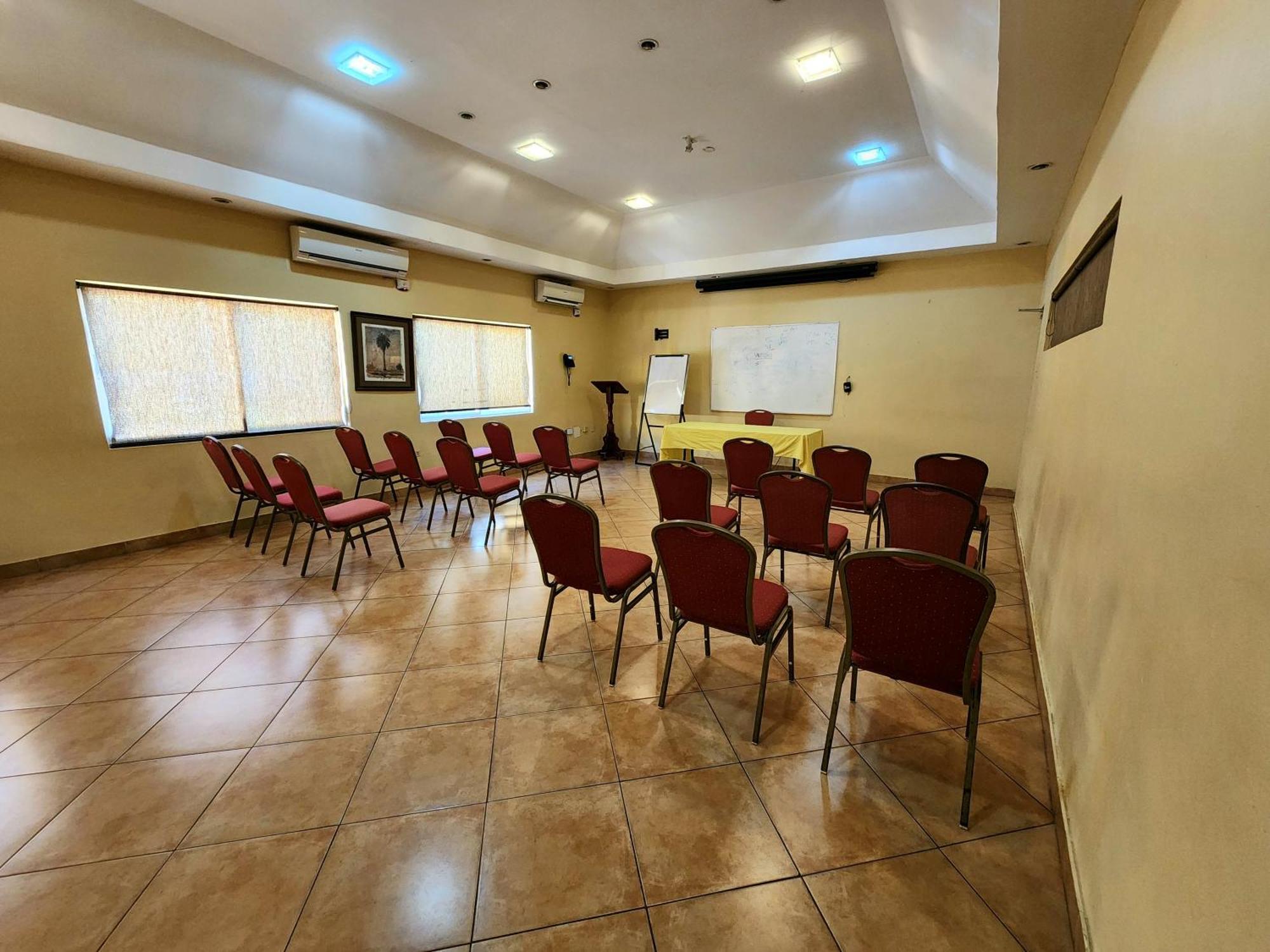 Altamont West Hotel Montego Bay Exterior foto